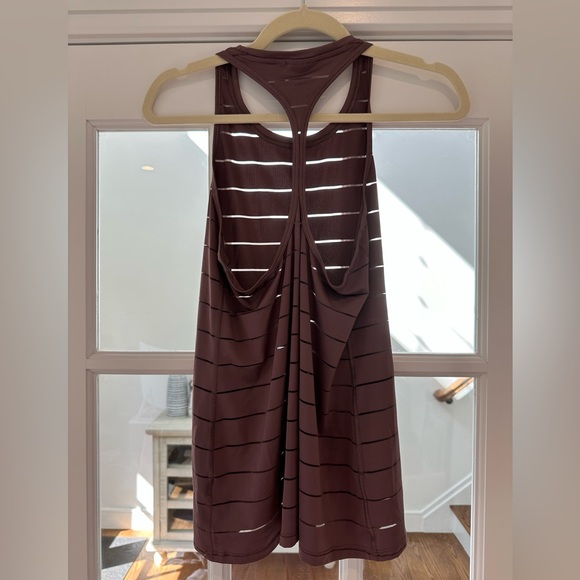 Athleta purple tank with mesh detail in size xs - Picture 4 of 5